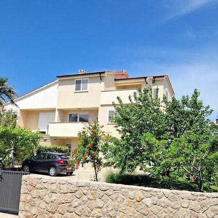 Apartment Pipo Krk Town Kültér fotó