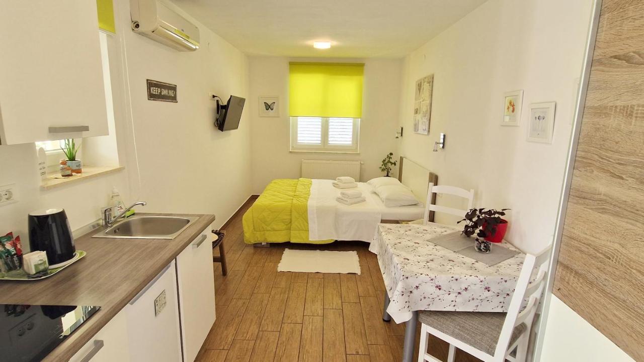 Apartment Pipo Krk Town Kültér fotó